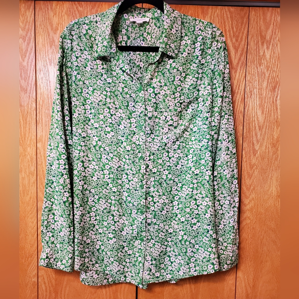 beachlunchlounge Green Floral Women's Shirt